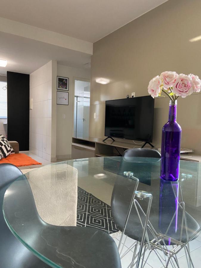 Sinta-Se Em Casa! Ap Novo, Aconchegante E Funcional- Otima Localizacao Appartement Montes Claros Buitenkant foto