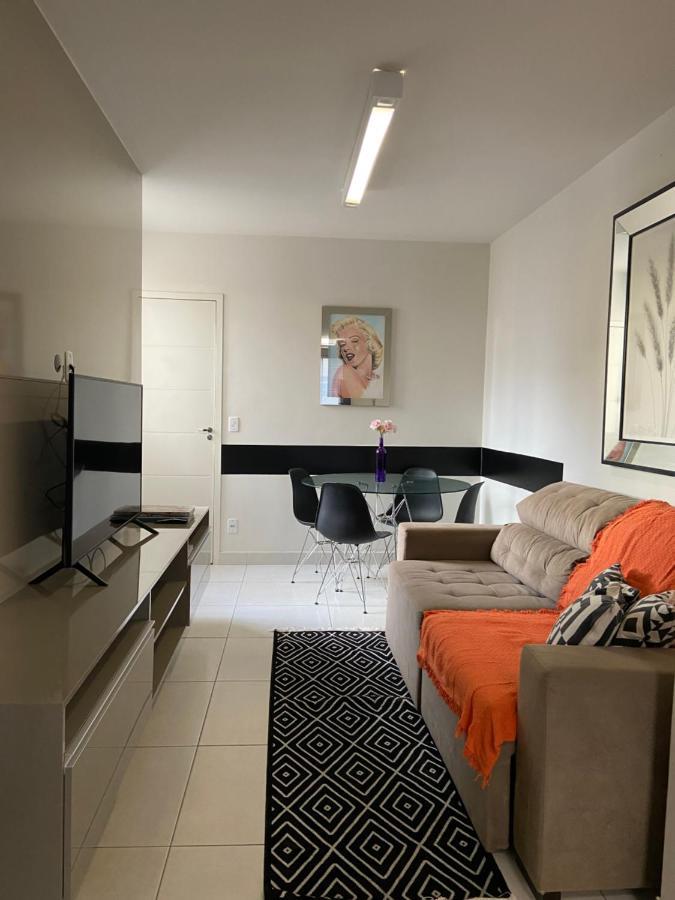 Sinta-Se Em Casa! Ap Novo, Aconchegante E Funcional- Otima Localizacao Appartement Montes Claros Buitenkant foto