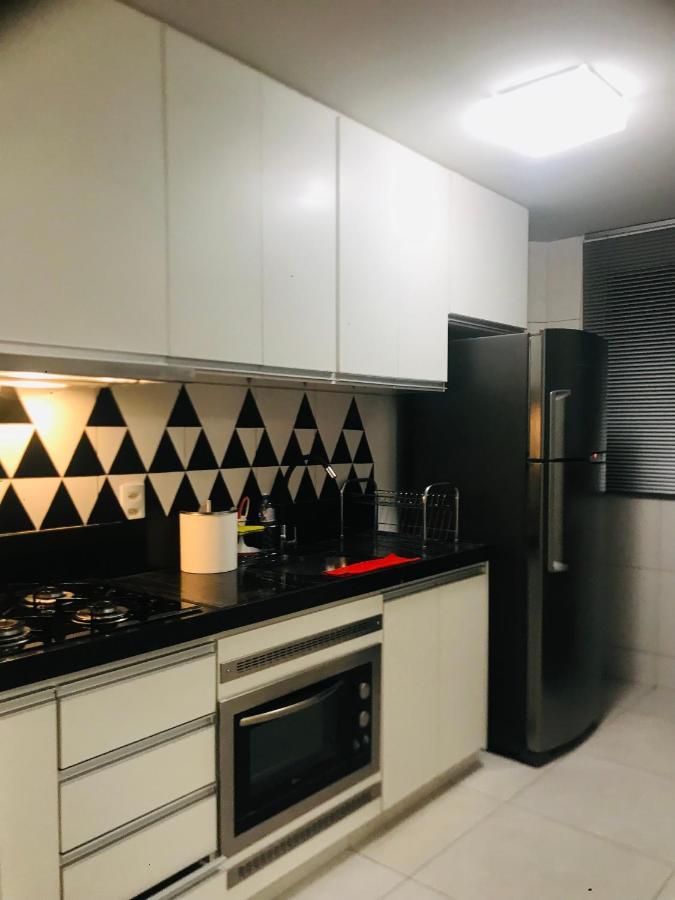 Sinta-Se Em Casa! Ap Novo, Aconchegante E Funcional- Otima Localizacao Appartement Montes Claros Buitenkant foto