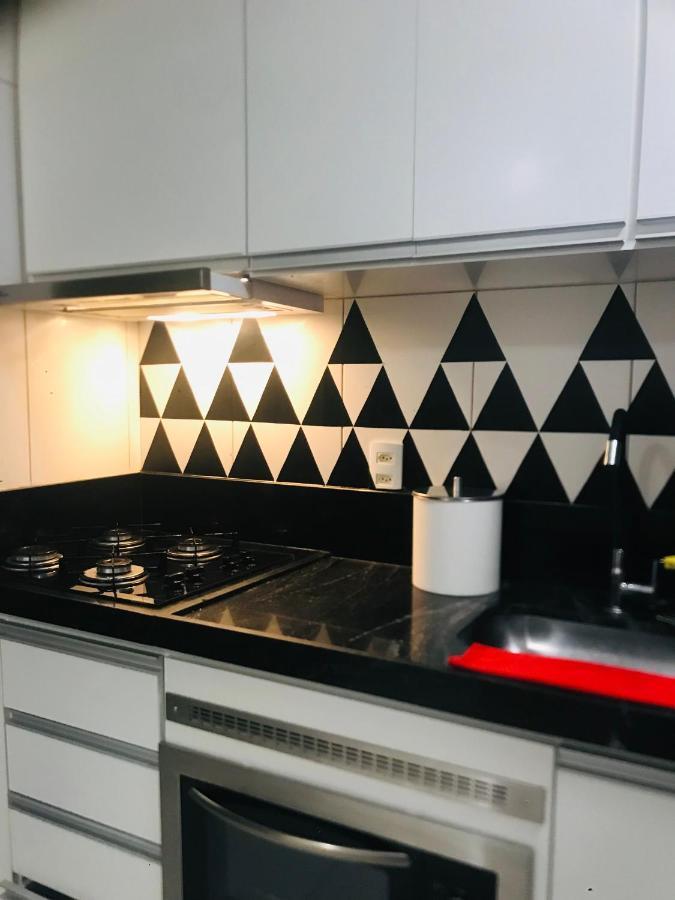 Sinta-Se Em Casa! Ap Novo, Aconchegante E Funcional- Otima Localizacao Appartement Montes Claros Buitenkant foto